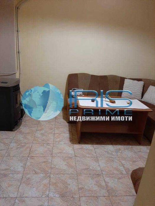 Продава се Четиристаен апартамент в Шумен, Болницата - 90 кв.м за 907 €/кв.м - Снимка #2