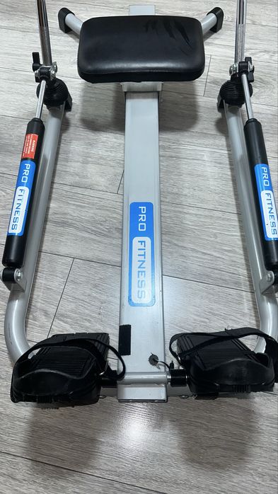 Aparat de vâslit / Rowing machine Pro Fitness (Cardio / Fitness acasă)