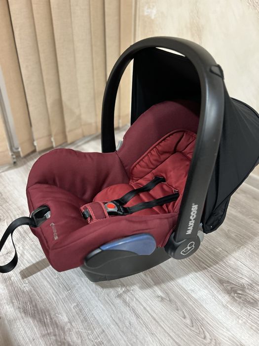 Столче/кошче за кола Maxi Cosi