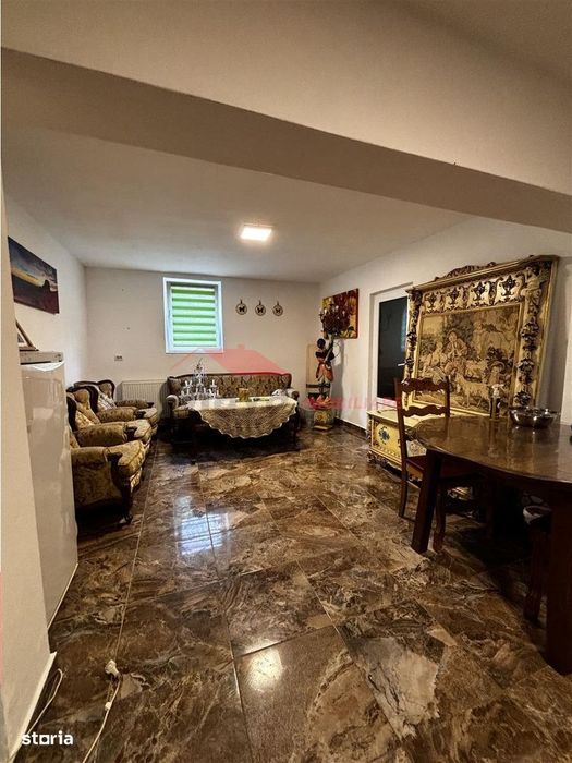 Casa D+P sub padure, zona Sud