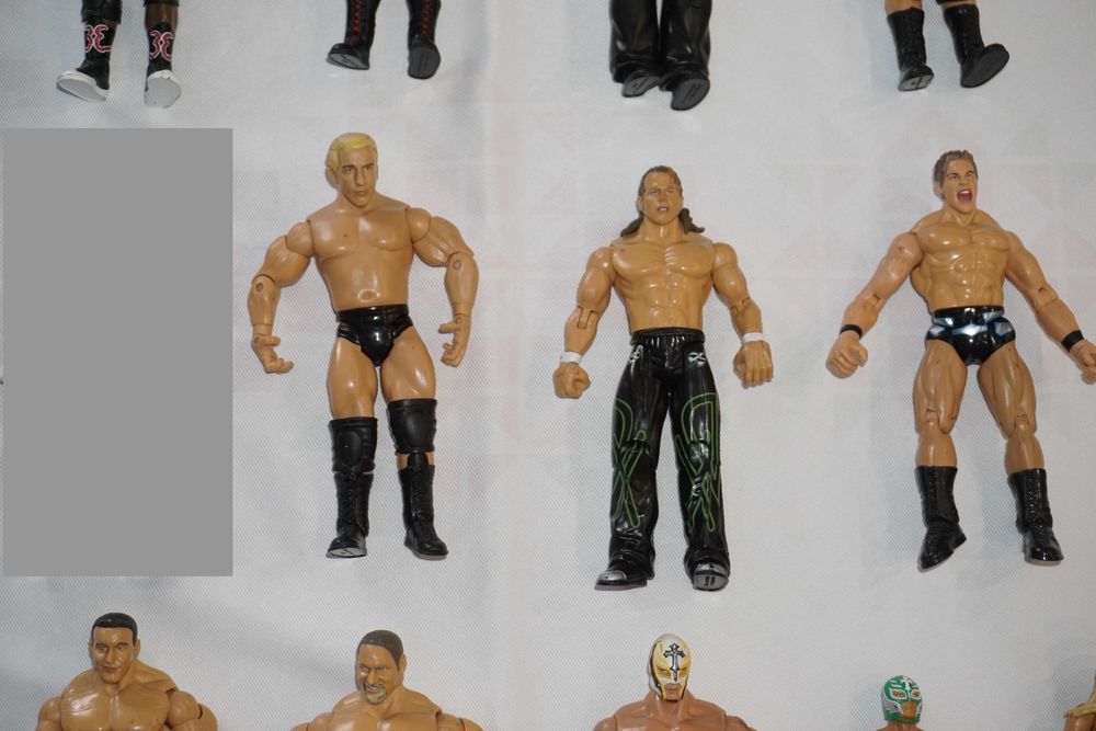 18 Кеч Фигури на Jakks Pacific Torrie Wilson/Matt Hardy/Edge/Sandman