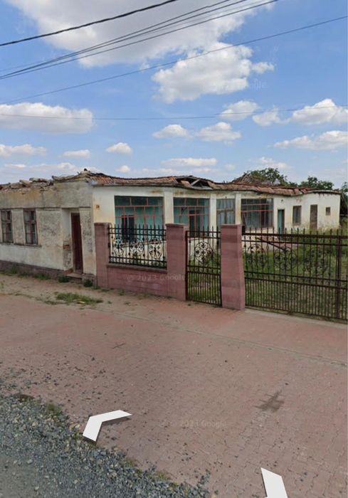 Casa de vinzare la vinga