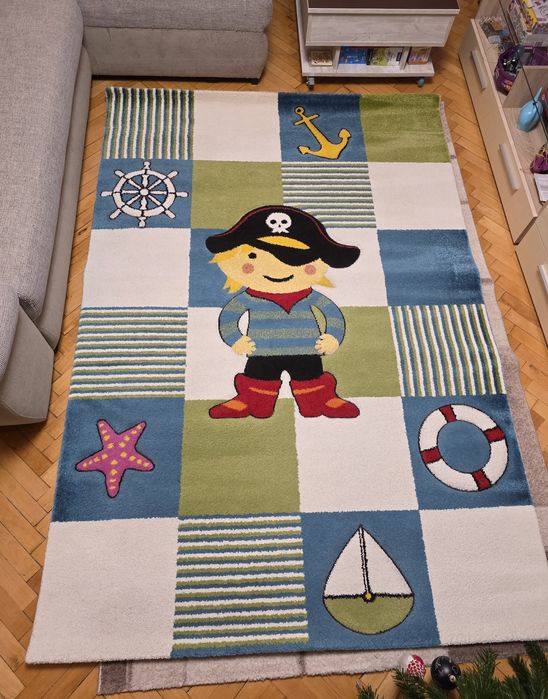 Vând covor camera copii