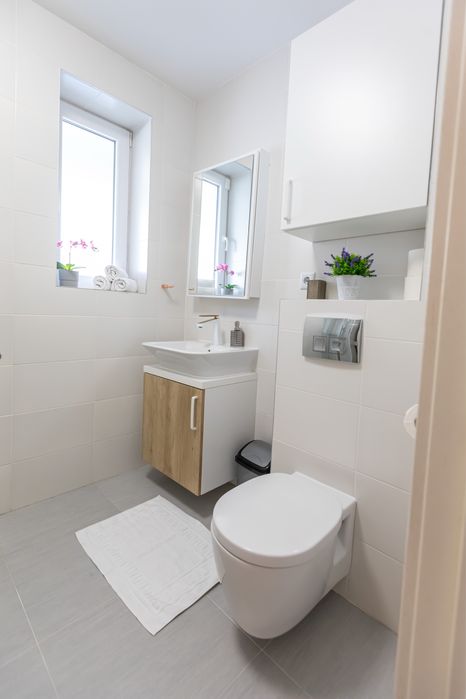 3 camere CORESI cu Gradina Privata