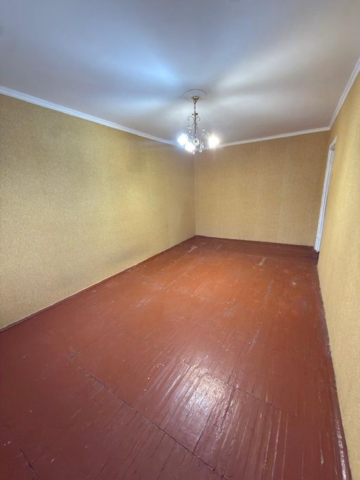 Продам 2 комн,кв, центр, 3/5