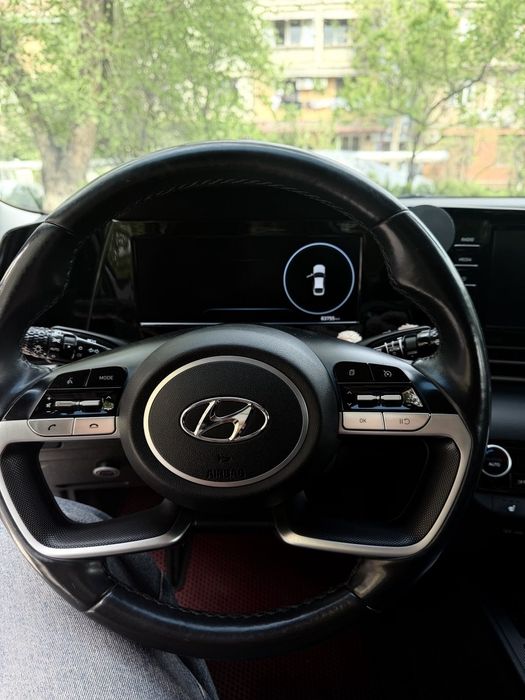 Hyunday Elantra 2022 года