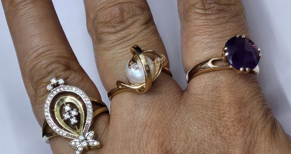 Золото красное желтое