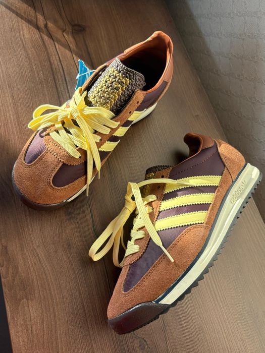 Продам кроссовки