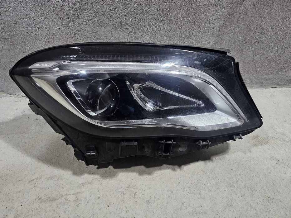 Far Led dreapta Mercedes GLA  A1569067000