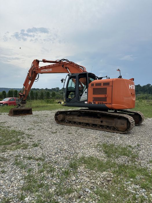 Excavator pe senile Hitachi ZX225 USRLC-5B 2015/9540h/24900kg