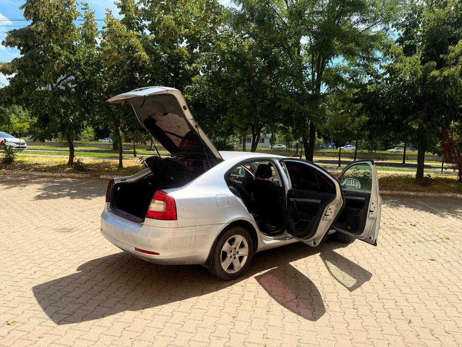 Skoda Octavia 2 Facelift 2010 volan dreapta