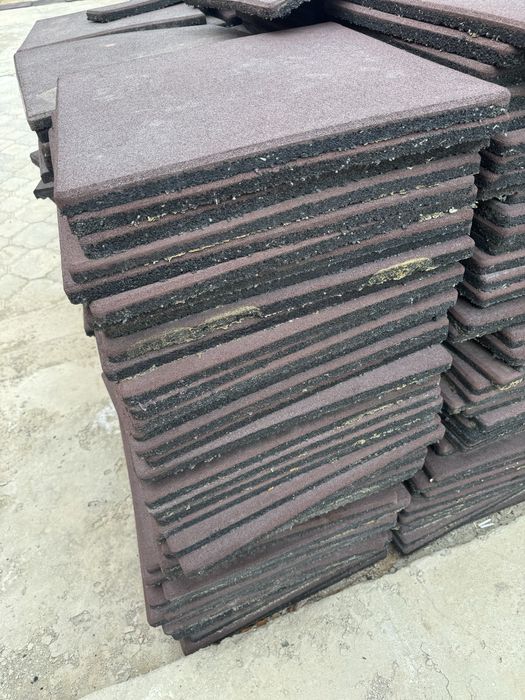 Резиновый коврик 50х50см