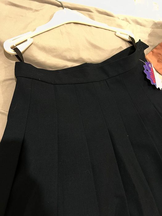 Продается новая школьная юбка