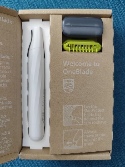 Aparat electric de ras și tuns Philips OneBlade Intimate qp1924/30, + 1 lamă SkinProtect, unisex