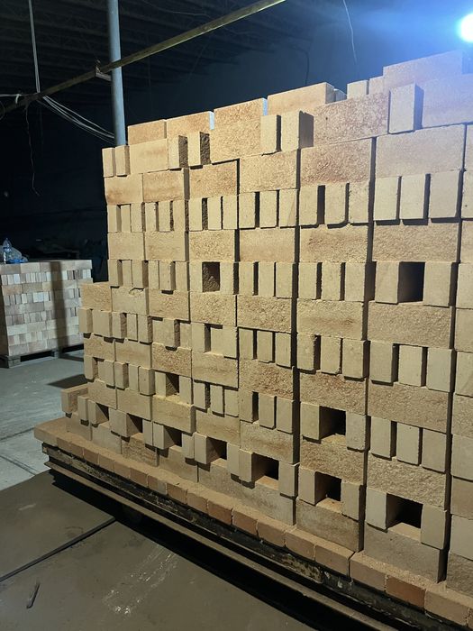 Огнеупорный кирпич