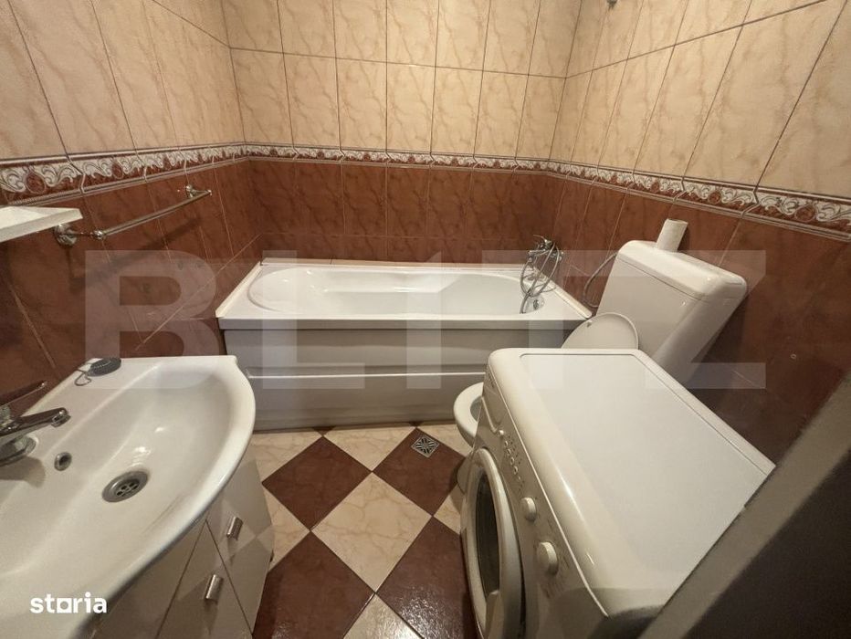 Apartament de vanzare, 76.40 mp, zona Central