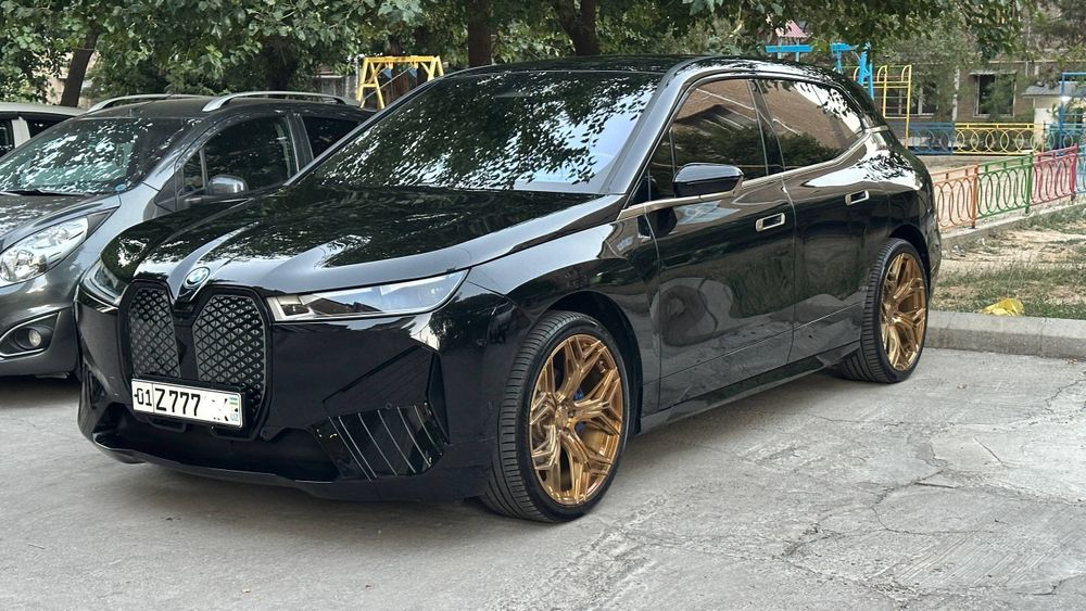 BMW iX 2022 xDrive40 Dual Motor