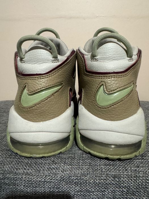 Nike Air More Uptempo.