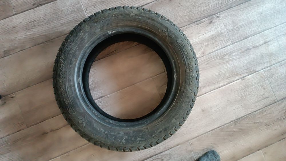 Шины 175 / 65 R14 зима без шипов