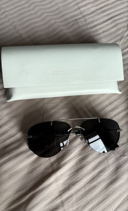 Очки Burberry