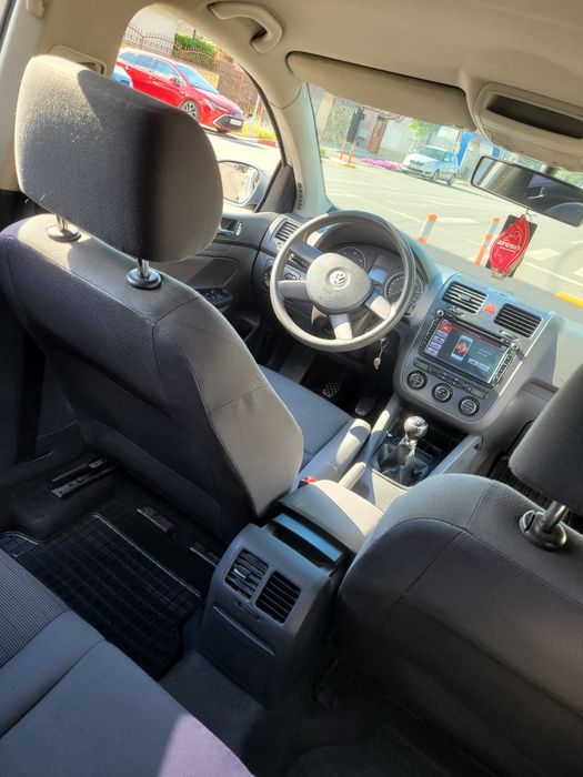 VOLKSWAGEN Golf Sportsvan