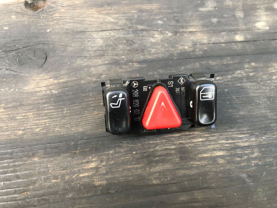 Buton Avarie Avarii Mercedes C Class W202 Mercedes E Class W210 CLK W208 2088200310