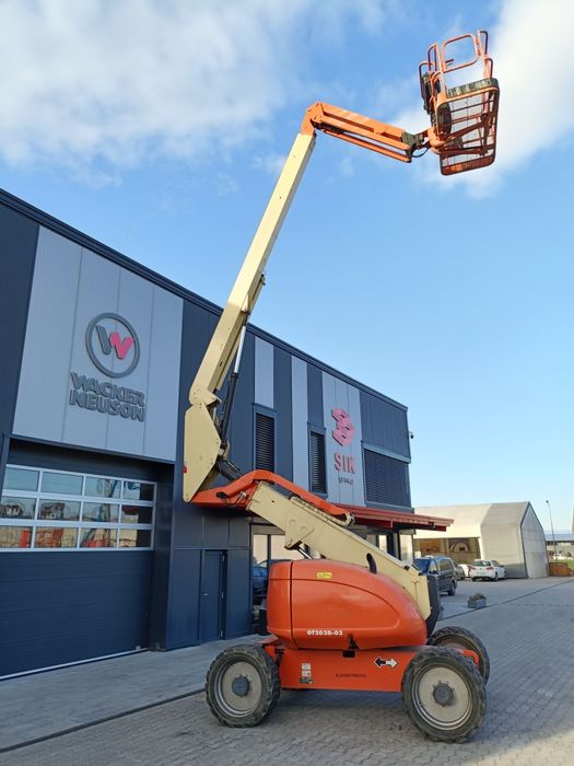 Nacelă diesel cu braț articulat JLG 600AJ