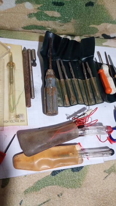 Стари инструменти