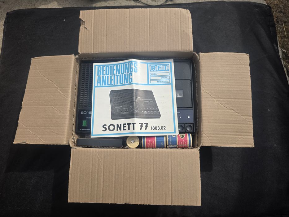 Vand radiocasetofon Sonett 77