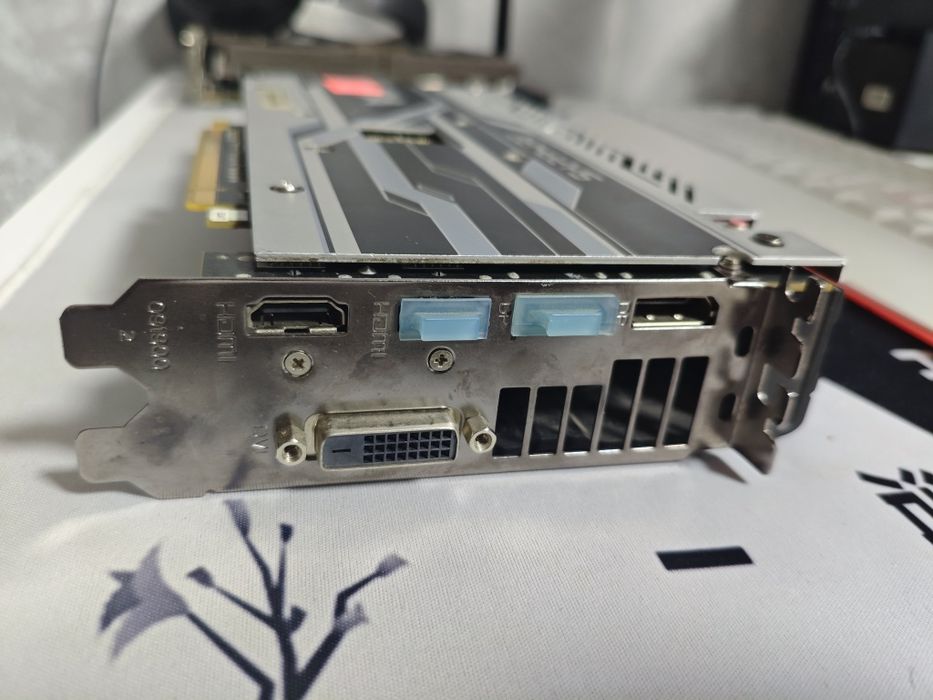 Продаю видеокарту RX 470 Graphics 4gb