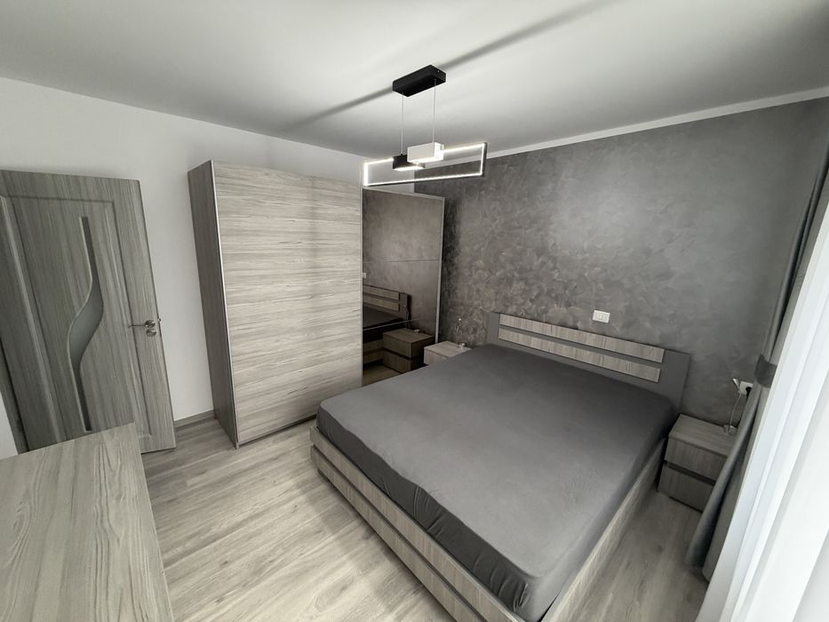 Proprietar inchiriez apartament 2 camere, complet mobilat - utilat