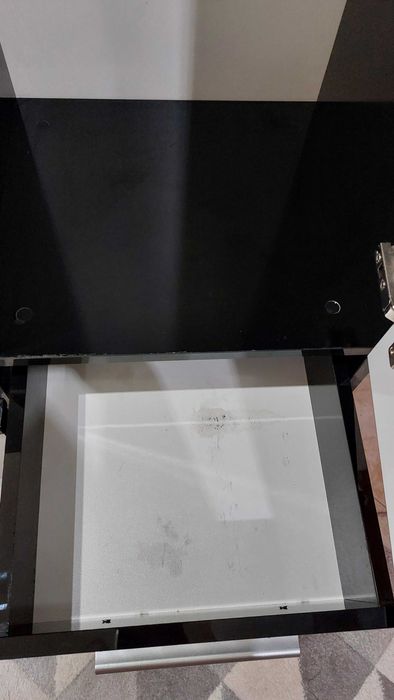 Продавам Антре / Шкаф за Коридор с Огледало и Закачалки