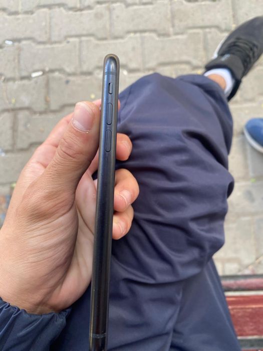 Сатылымда айфон хр