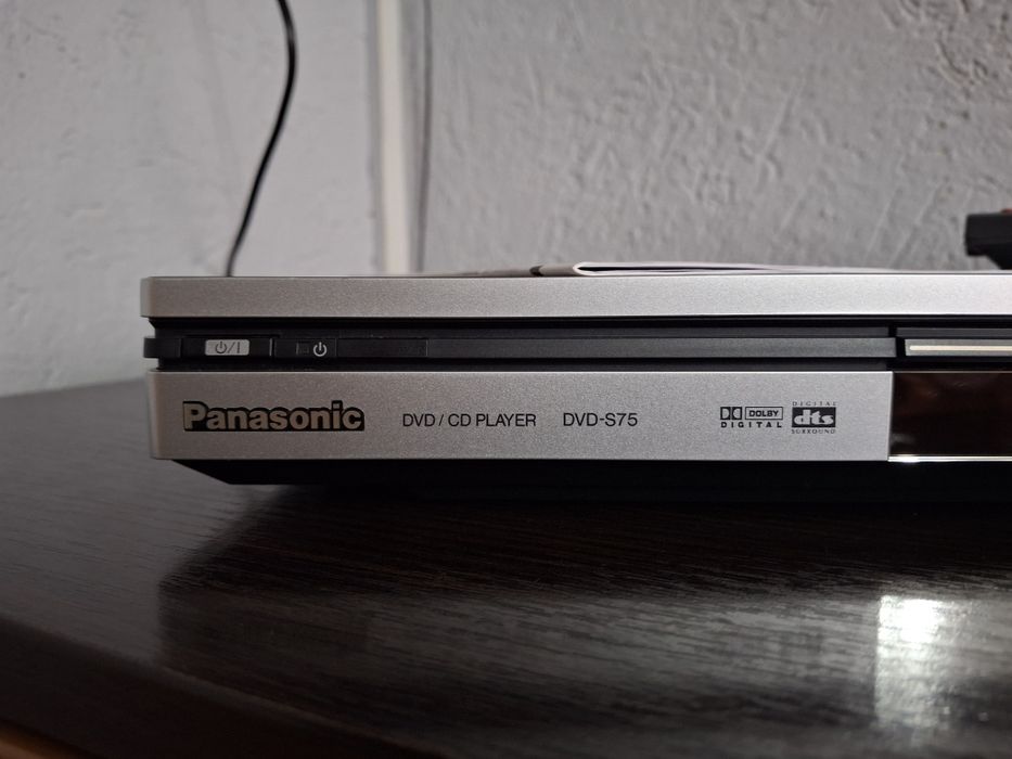 Продам DVD/CD Player Panasonic DVD-S75