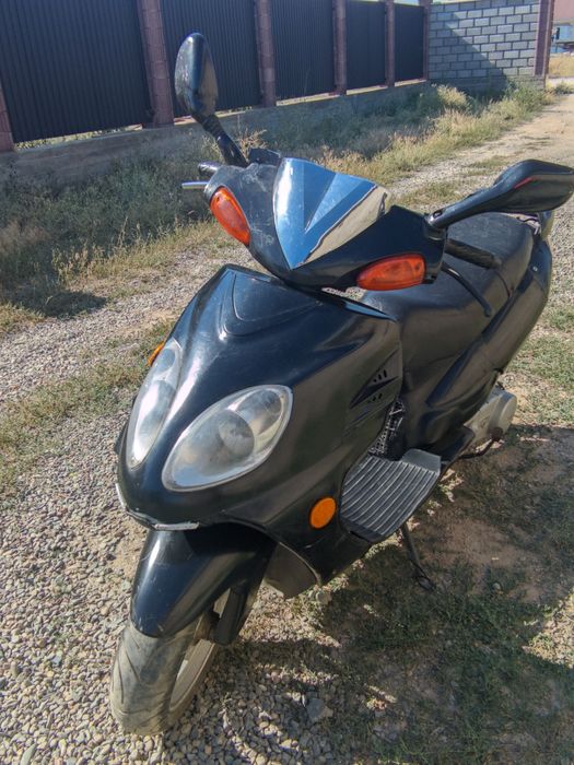 Продам мопед, скутер