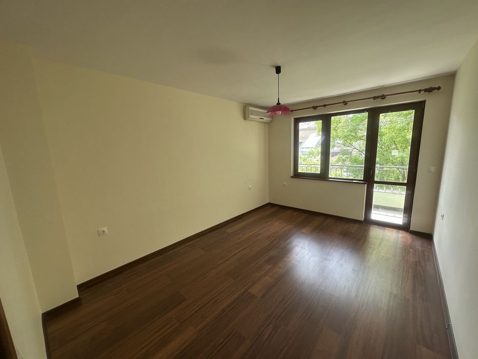 Продава се Многостаен апартамент в Варна, Чаталджа - 160 кв.м за 3813 €/кв.м - Снимка #2