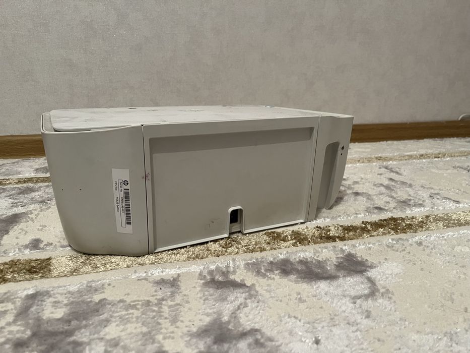 Принтер HP Deskjet 2130