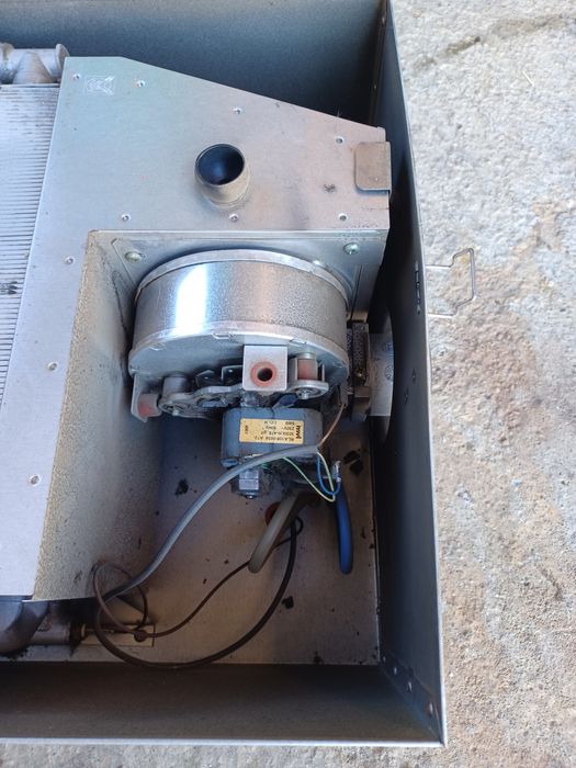 Centrala termica Vaillant VU INT 242/2-5