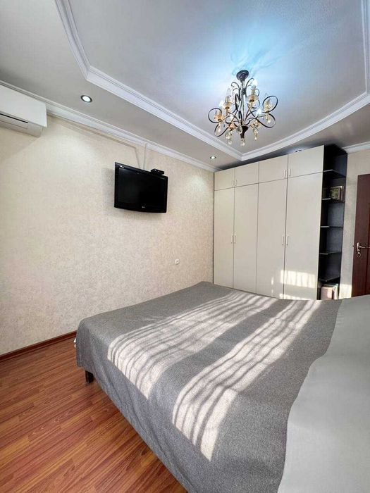 3-х комнатная квартира м. Космонавтов (кирпичка) ID: 4640