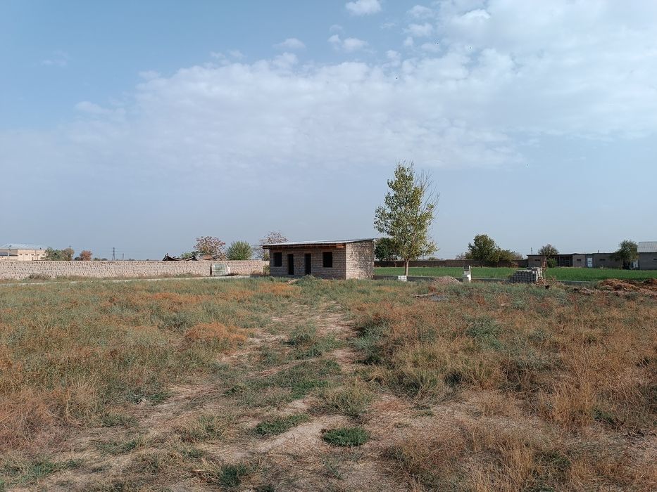 Уй сотилади 12 сотих