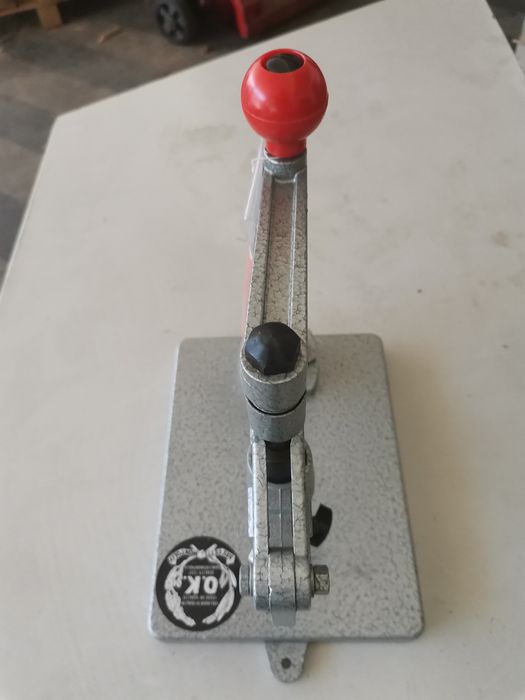 Ръчен инструмент за пробиване на плочки Montolit