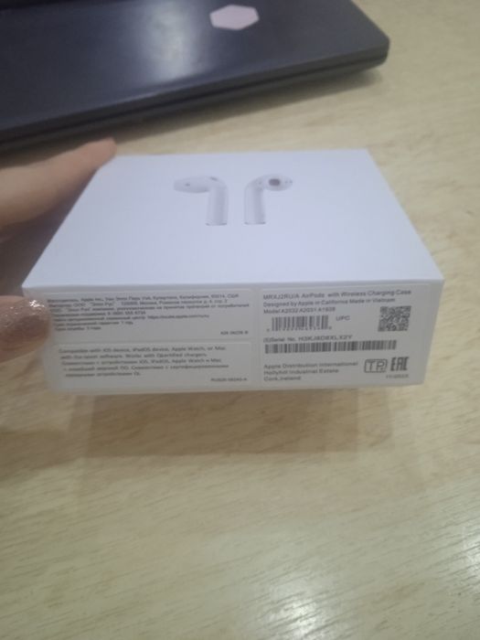 Airpods 2 поколения