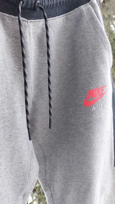 Nike Air долнище много запазено XL