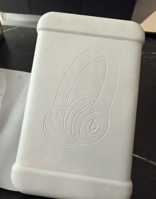 Слушалки Beats Solo 4