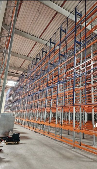 Rafturi metalice industriale