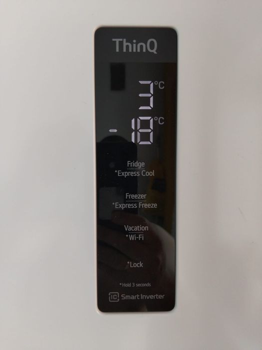 Продам новый холодильник