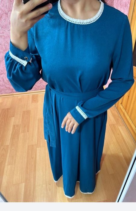 Продам двойки , платья 46рр