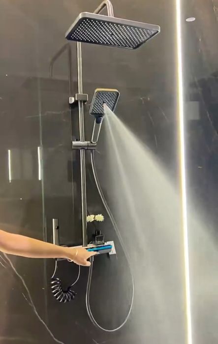 Душ комплект с дигитален дисплей