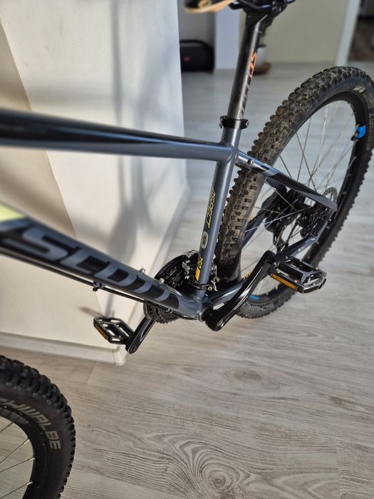Bicicleta SCOTT,roti 27.5,frane hidraulice Shimano, furca blocabila