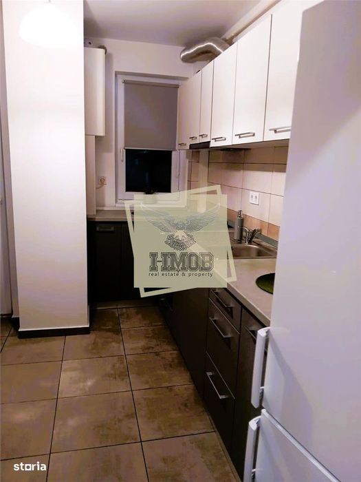 Apartament 2 camere balcon si parcare zona Turnisor